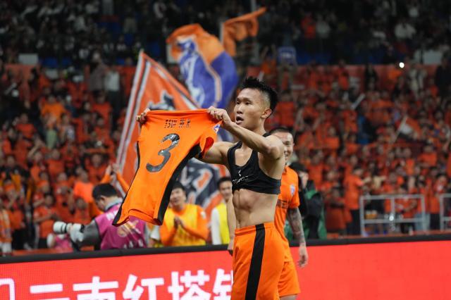 天博官网-【中超】徐宏杰头球绝杀 玉昆1比0海牛中超高原首胜