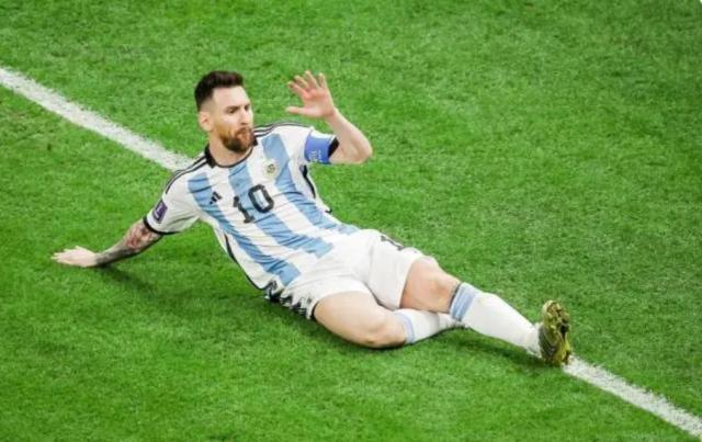 天博下载-诸神黄昏终结梅罗之争 新王竞赛姆巴佩难寻对手？