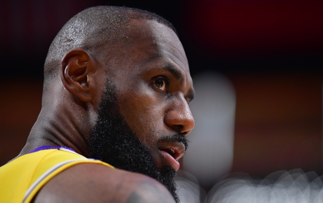 天博下载-A史密斯表示詹姆斯质变了（科比末期）变烂的湖人！